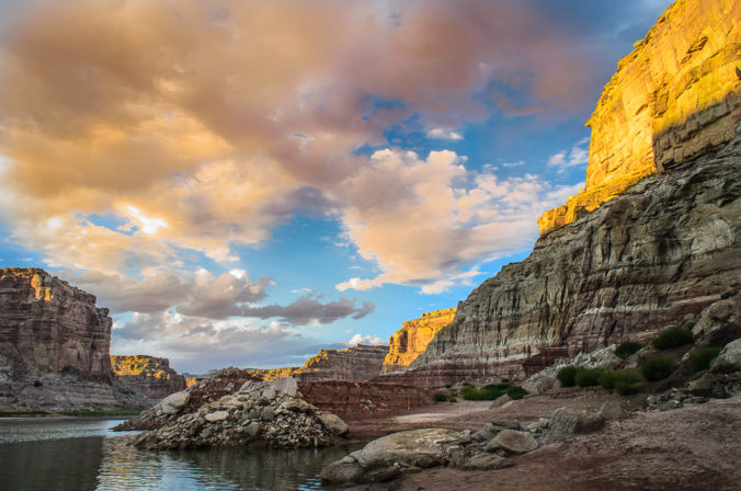 Canyon Happy Hour